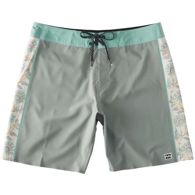 Billabong D Bah Pro Boardshorts, 18